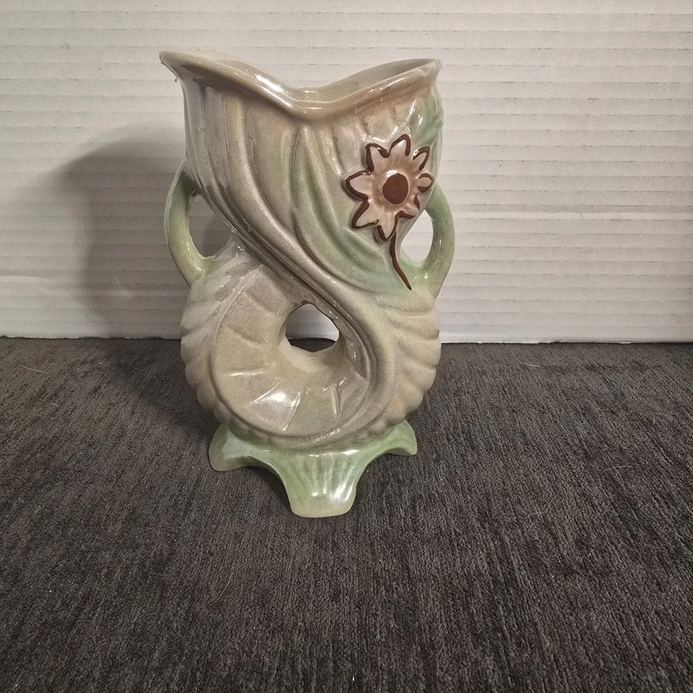 Vintage Abstract Art Nouveau Fish Mouth Figure 8 Ceramic Art Pottery Vase Brazil